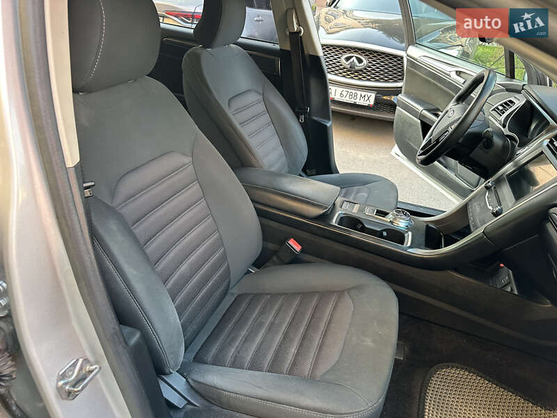 Седан Ford Fusion 2016 в Киеве фото 22 Седан Ford Fusion 2016 в Киеве