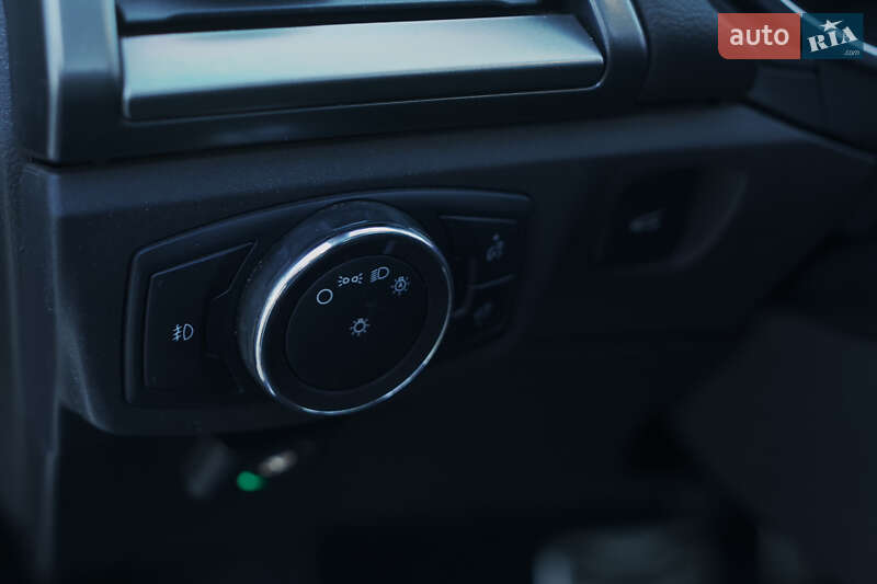 Седан Ford Fusion 2014 в Хмельницькому