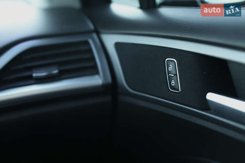 Седан Ford Fusion 2014 в Хмельницькому