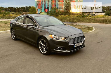 Седан Ford Fusion 2015 в Чернигове