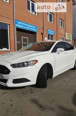 Ford Fusion 2015