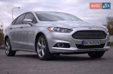 Седан Ford Fusion 2015 в 