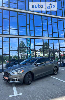 Седан Ford Fusion 2013 в Ровно