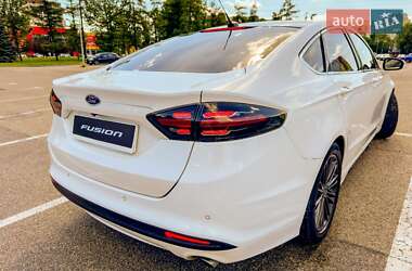 Седан Ford Fusion 2014 в Львове