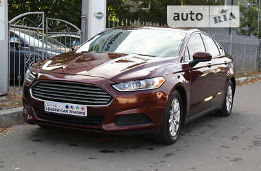 Ford Fusion 2015