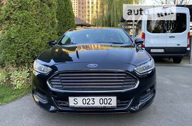 Седан Ford Fusion 2014 в Києві