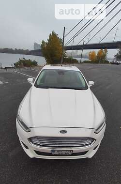 Седан Ford Fusion 2016 в Києві