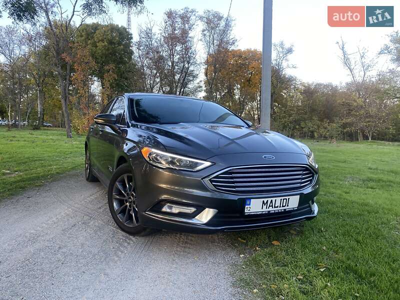 Седан Ford Fusion 2016 в Кропивницком