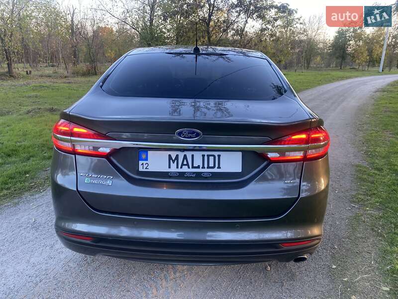 Седан Ford Fusion 2016 в Кропивницком