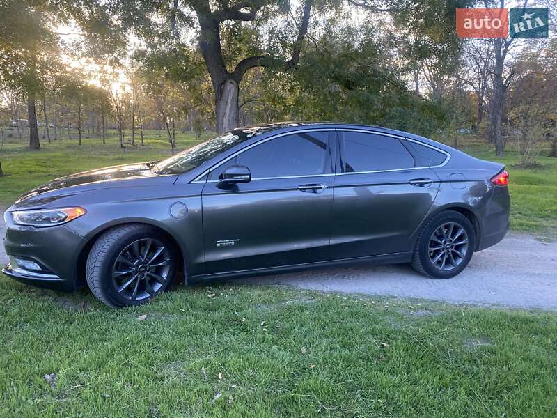 Седан Ford Fusion 2016 в Кропивницком