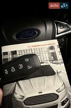 Седан Ford Fusion 2015 в 