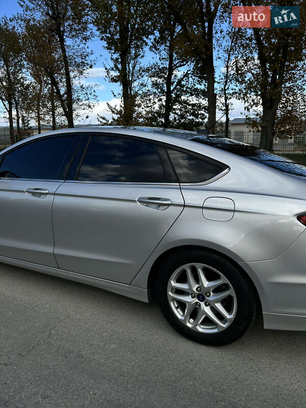 Седан Ford Fusion 2013 в Броварах