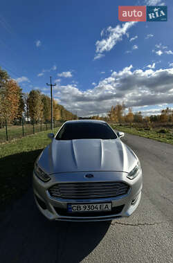 Седан Ford Fusion 2013 в 