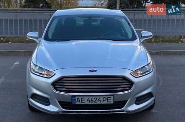 Седан Ford Fusion 2016 в Днепре