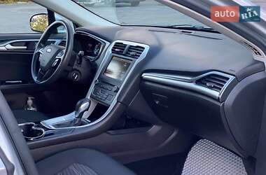 Седан Ford Fusion 2016 в Днепре