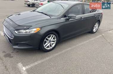 Ford Fusion 2015