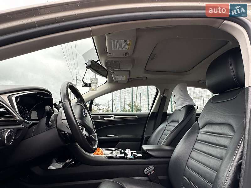 Седан Ford Fusion 2015 в Киеве
