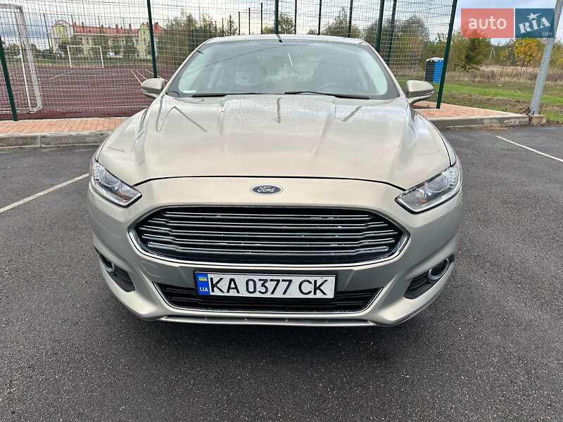 Седан Ford Fusion 2015 в Киеве