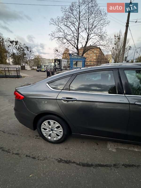Седан Ford Fusion 2019 в Киеве фото 2 Седан Ford Fusion 2019 в Киеве