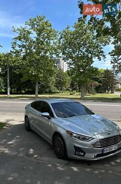 Седан Ford Fusion 2019 в Львове