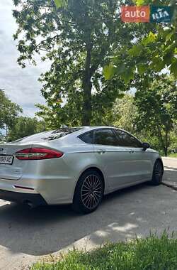 Ford Fusion 2019