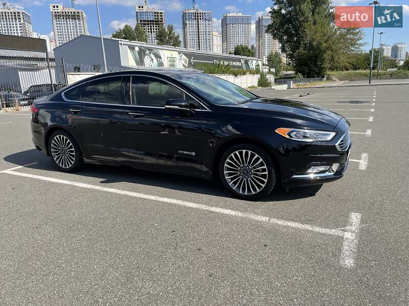 Седан Ford Fusion 2016 в Києві