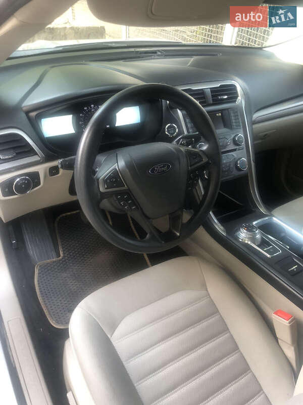 Седан Ford Fusion 2018 в Кривому Розі