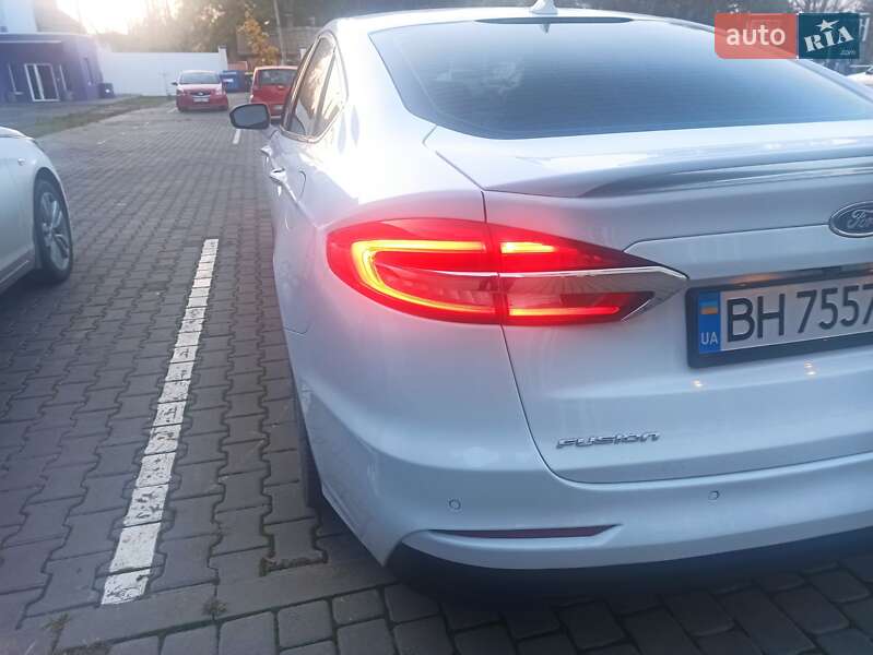 Седан Ford Fusion 2019 в Одессе