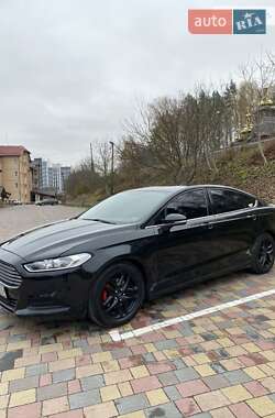 Седан Ford Fusion 2015 в Тернополе