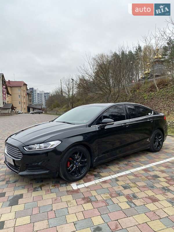 Седан Ford Fusion 2015 в Тернополе