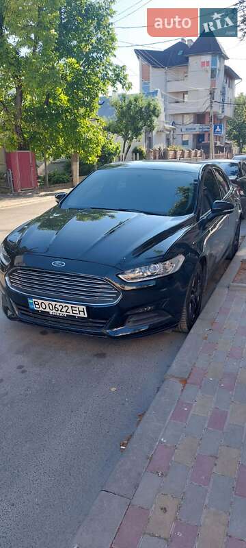 Седан Ford Fusion 2015 в Тернополе