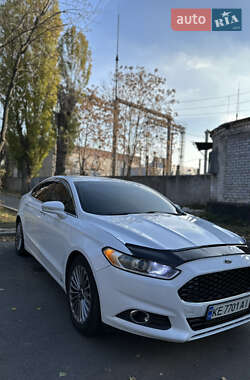 Седан Ford Fusion 2014 в Олександрії