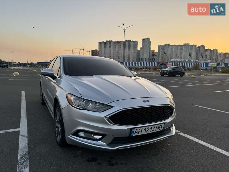 Ford Fusion 2017