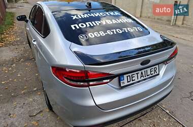 Седан Ford Fusion 2018 в 