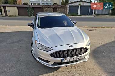 Седан Ford Fusion 2018 в 