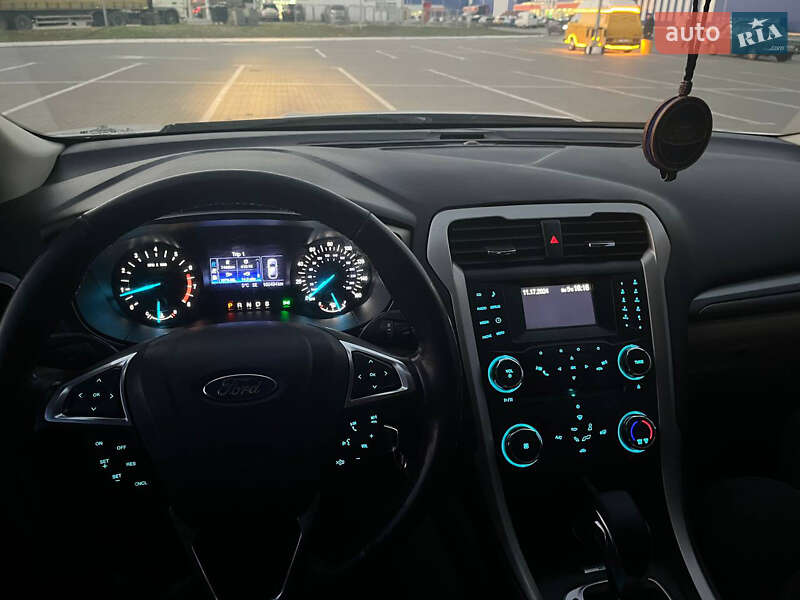 Седан Ford Fusion 2012 в Сумах