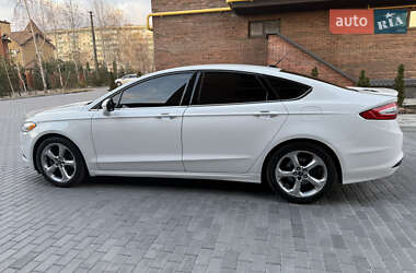 Седан Ford Fusion 2013 в Полтаві