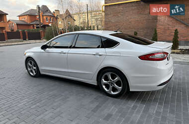 Седан Ford Fusion 2013 в Полтаві