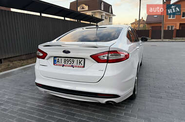 Седан Ford Fusion 2013 в Полтаві