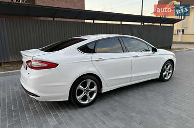 Седан Ford Fusion 2013 в Полтаві