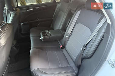 Седан Ford Fusion 2013 в Полтаві