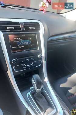 Седан Ford Fusion 2015 в Одессе