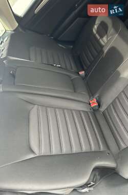Седан Ford Fusion 2018 в 