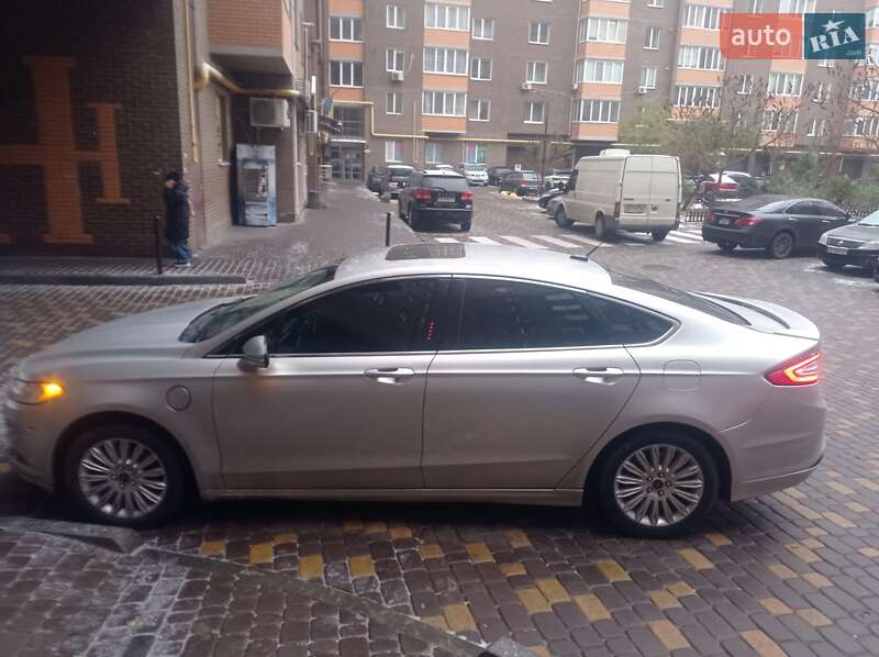 Седан Ford Fusion 2013 в Виннице