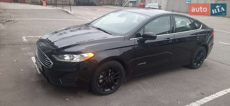 Седан Ford Fusion 2018 в Запорожье