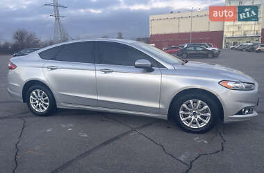 Седан Ford Fusion 2015 в Киеве