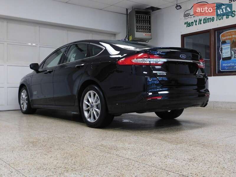 Седан Ford Fusion 2017 в Львове фото 2 Седан Ford Fusion 2017 в Львове