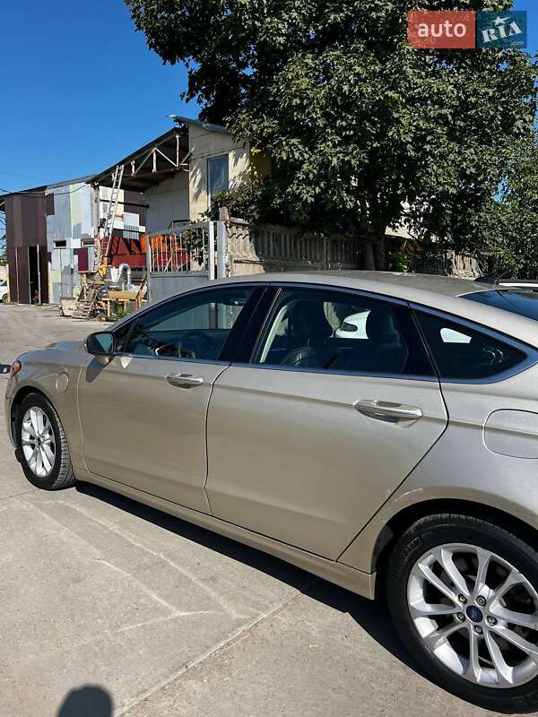 Седан Ford Fusion 2018 в Одессе