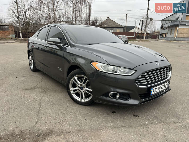 Седан Ford Fusion 2015 в Харкові