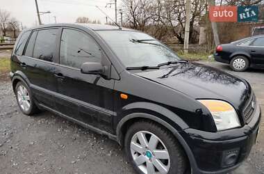 Хэтчбек Ford Fusion 2007 в 